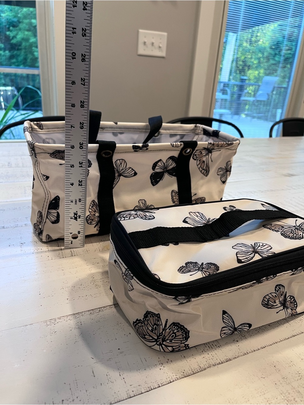 thirty-one Butterfly Print Organizer Tote and Zip Case in Cream and Black - Picture 3 of 4